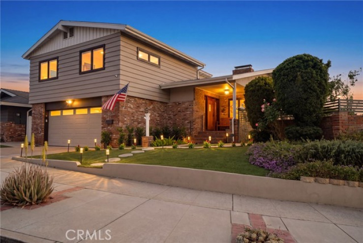 4 Bed Home for Sale in Sun Valley, California