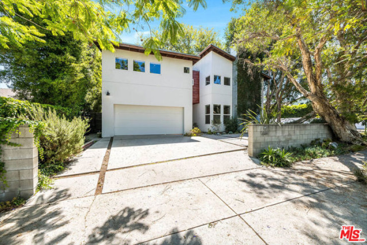 4 Bed Home for Sale in Los Angeles, California