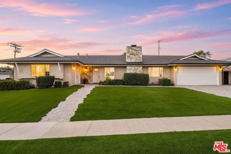 5 Bed Home for Sale in Thousand Oaks, California