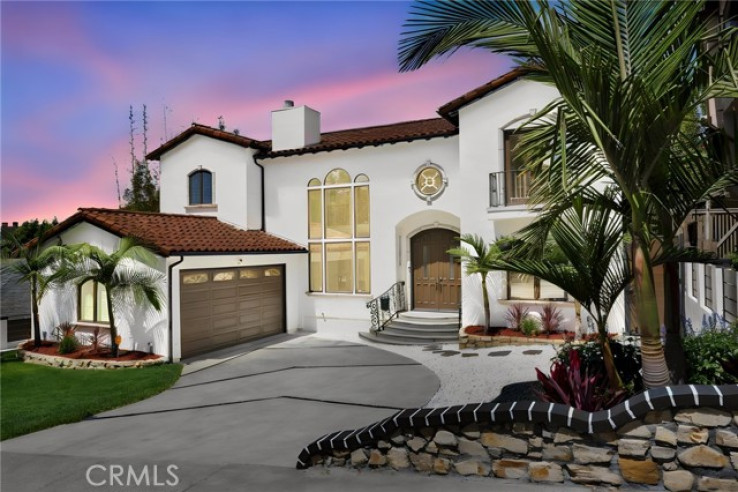 5 Bed Home for Sale in Los Angeles, California