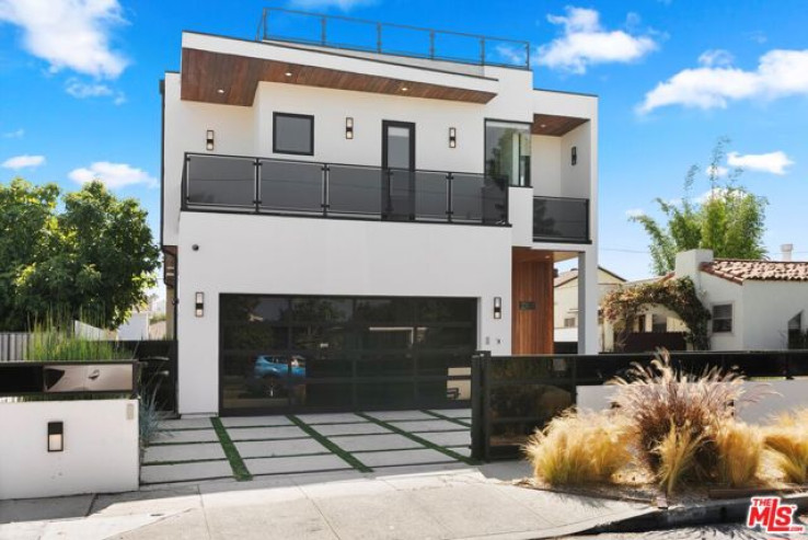 4 Bed Home for Sale in Venice, California