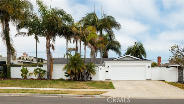 3 Bed Home for Sale in Costa Mesa, California