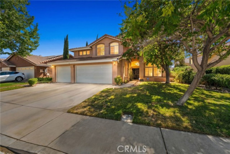 4 Bed Home for Sale in Palmdale, California