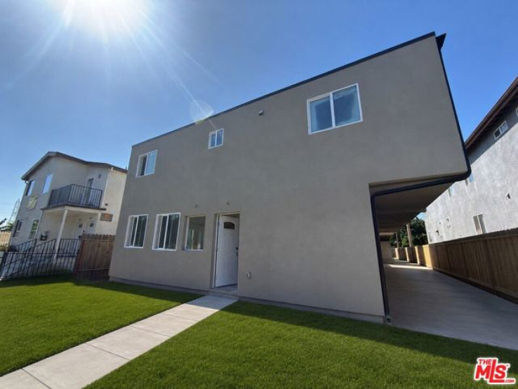  Income Home for Sale in Los Angeles, California