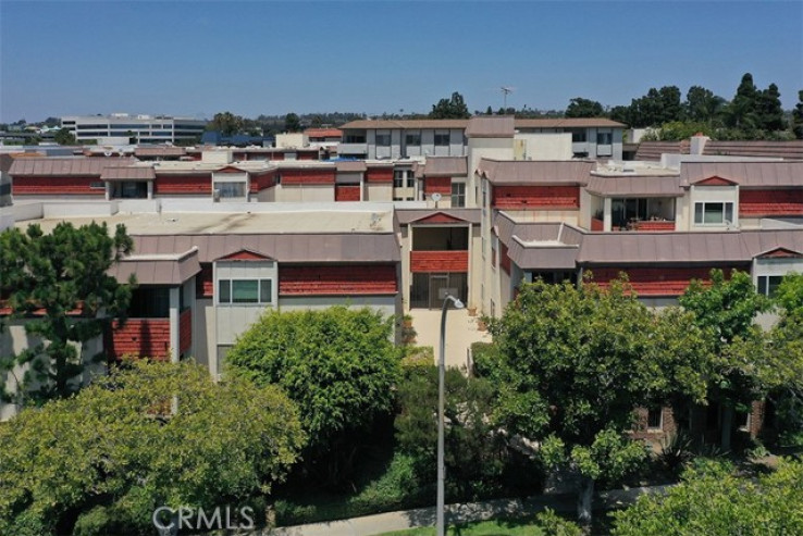 1 Bed Home for Sale in Culver City, California