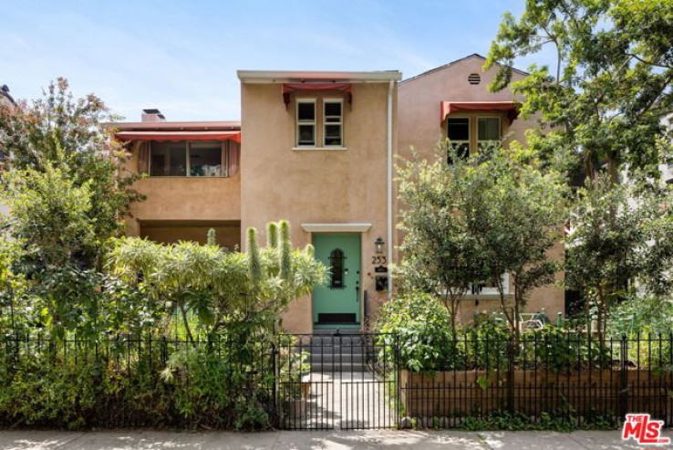  Income Home for Sale in Beverly Hills, California