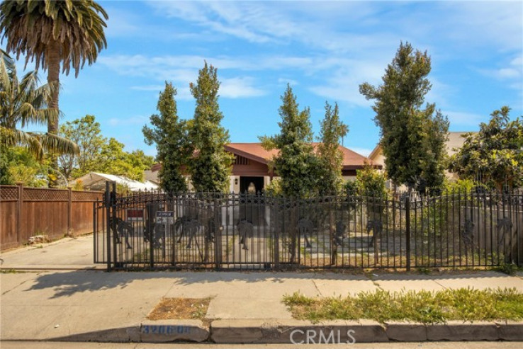  Income Home for Sale in Los Angeles, California