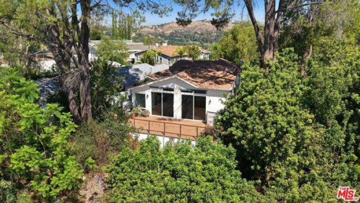 3 Bed Home for Sale in Calabasas, California