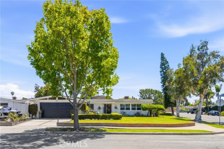 3 Bed Home for Sale in Costa Mesa, California