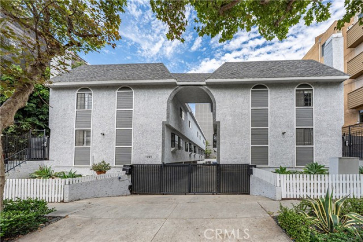 2 Bed Home for Sale in Los Angeles, California