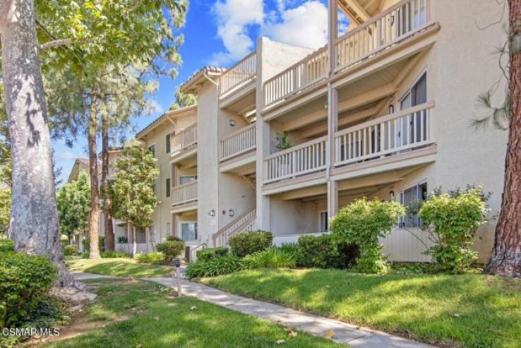 1 Bed Home for Sale in Oak Park, California