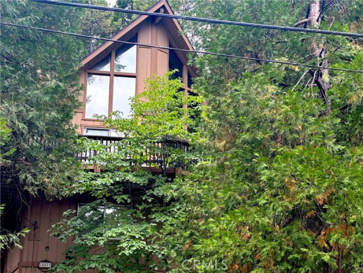 3 Bed Home for Sale in Lake Arrowhead, California