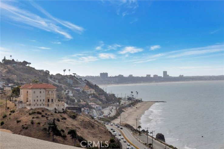 2 Bed Home for Sale in Malibu, California