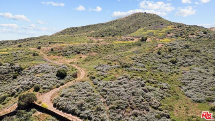  Land for Sale in Castaic, California