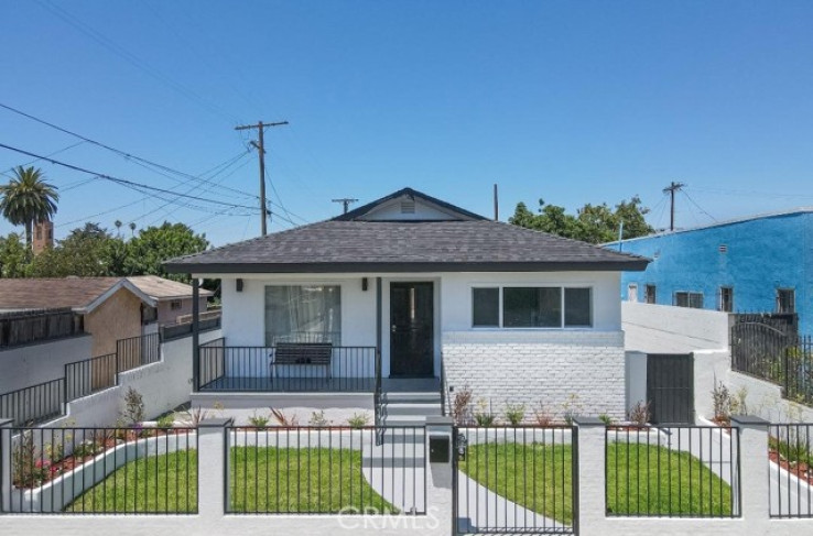 3 Bed Home for Sale in Los Angeles, California