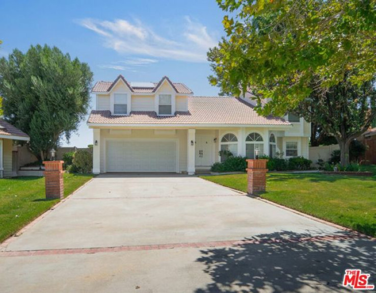 Residential Home in Palmdale