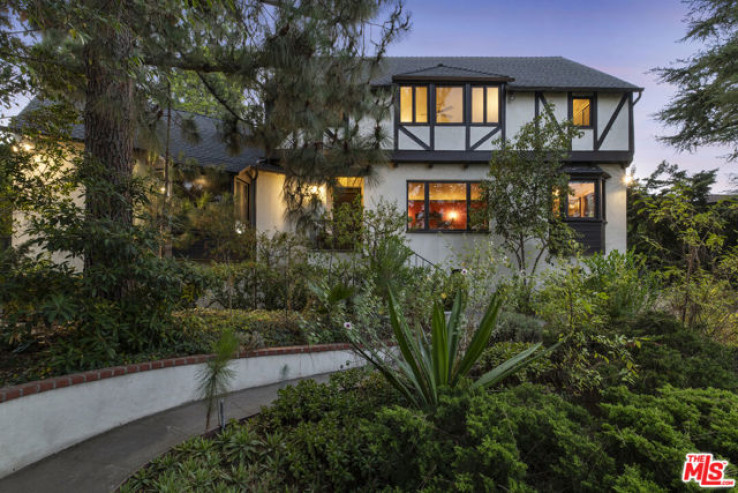 3 Bed Home for Sale in Los Angeles, California