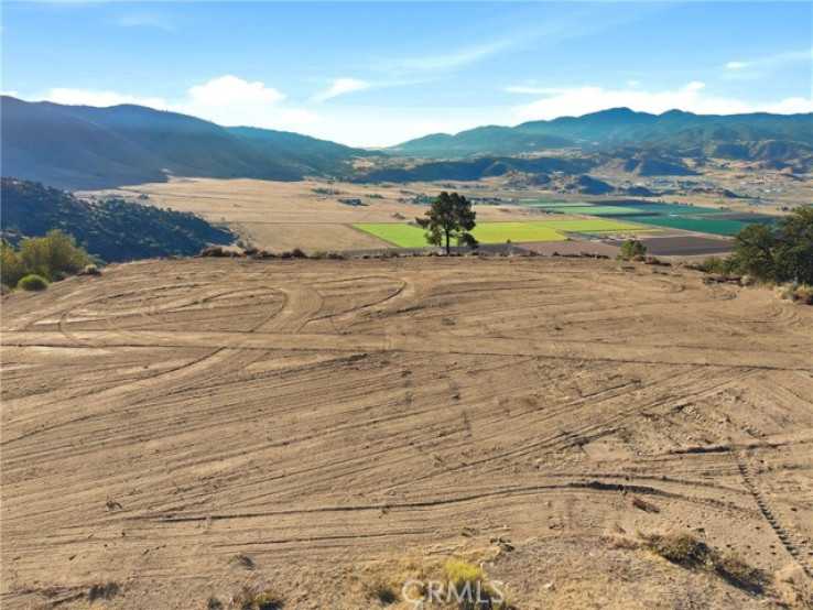  Land for Sale in Tehachapi, California