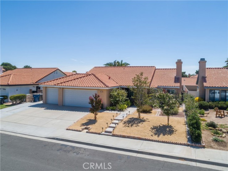 4 Bed Home for Sale in Palmdale, California