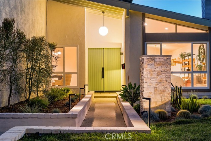 5 Bed Home for Sale in Agoura Hills, California