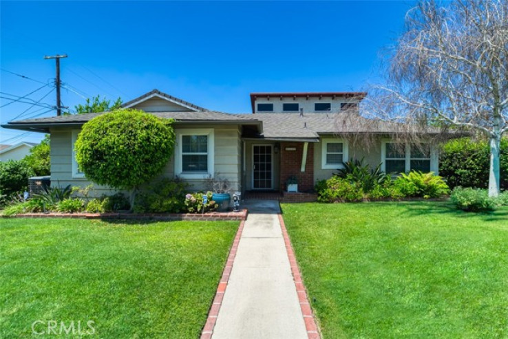 4 Bed Home for Sale in Sun Valley, California