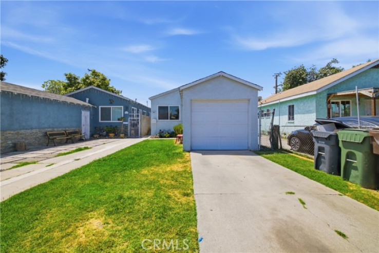 Residential Home in Compton S of Rosecrans, E of Central,W of Ala
