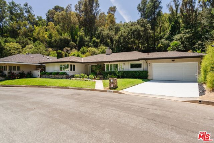 3 Bed Home for Sale in Los Angeles, California