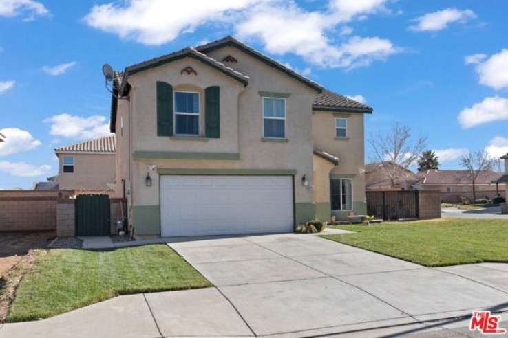 4 Bed Home for Sale in Lancaster, California