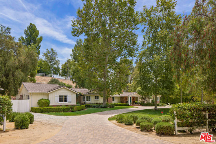 5 Bed Home for Sale in Hidden Hills, California
