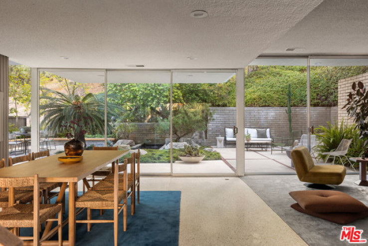 5 Bed Home for Sale in Los Angeles, California