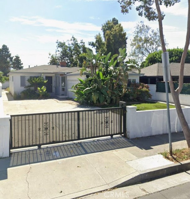 4 Bed Home for Sale in Santa Monica, California