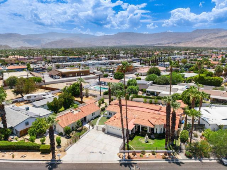  Income Home for Sale in Palm Desert, California