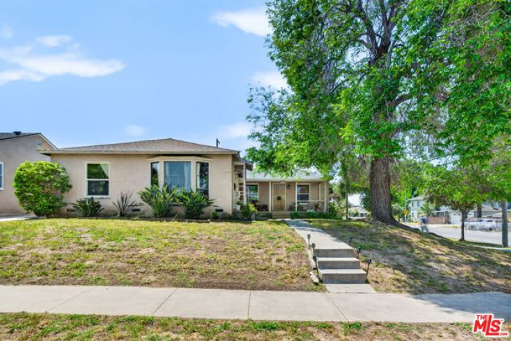  Income Home for Sale in Culver City, California