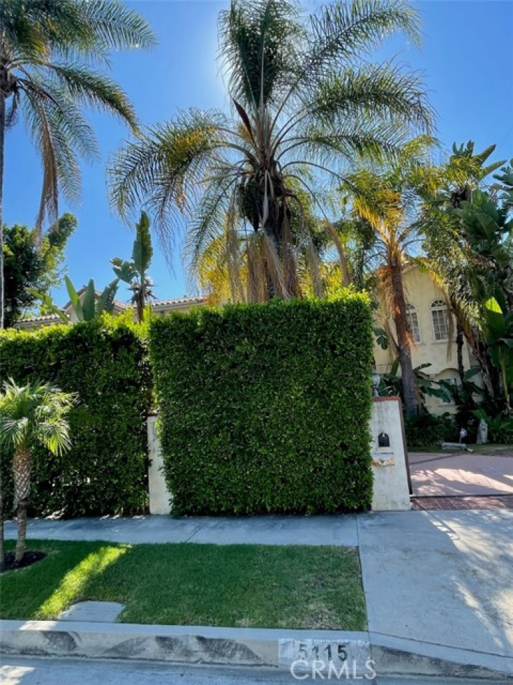 4 Bed Home for Sale in Encino, California