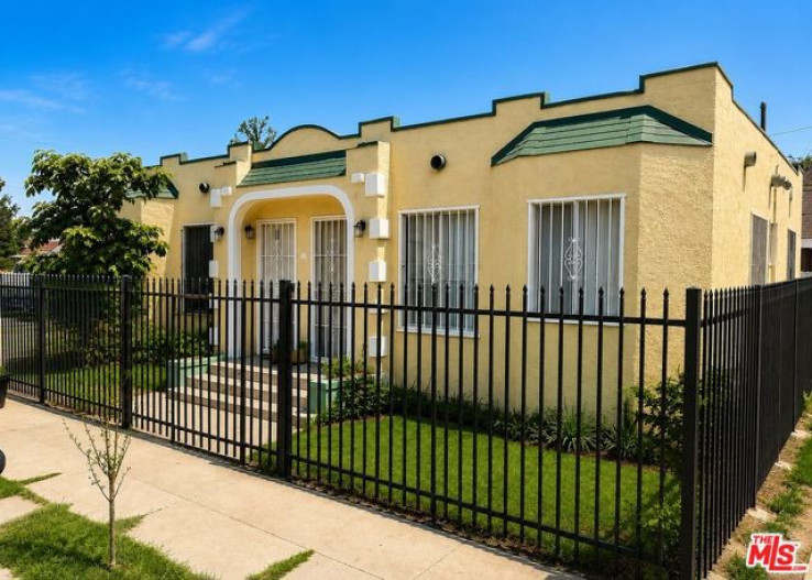 Residential Income in Compton S of Rosecrans, E of Alameda