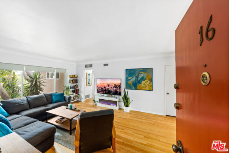 Residential Home in West Hollywood Vicinity