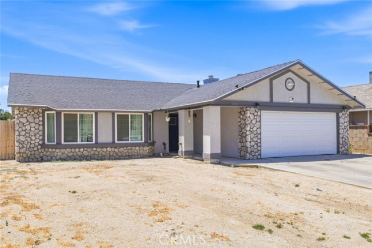 4 Bed Home for Sale in Rosamond, California