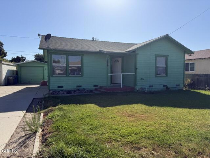 2 Bed Home for Sale in Santa Paula, California