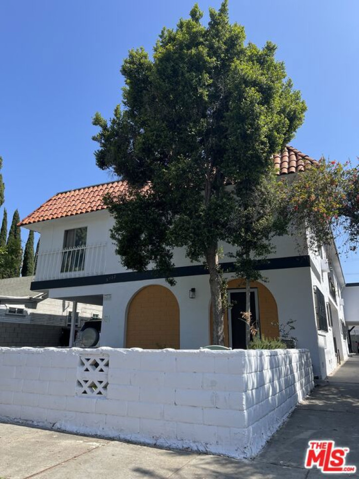 Income Home for Sale in Los Angeles, California