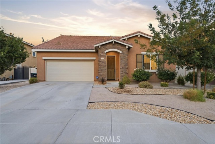 4 Bed Home for Sale in Lancaster, California