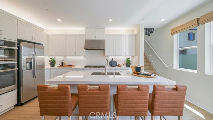 4 Bed Home for Sale in Santa Paula, California