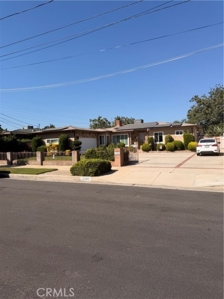 2 Bed Home for Sale in Los Angeles, California