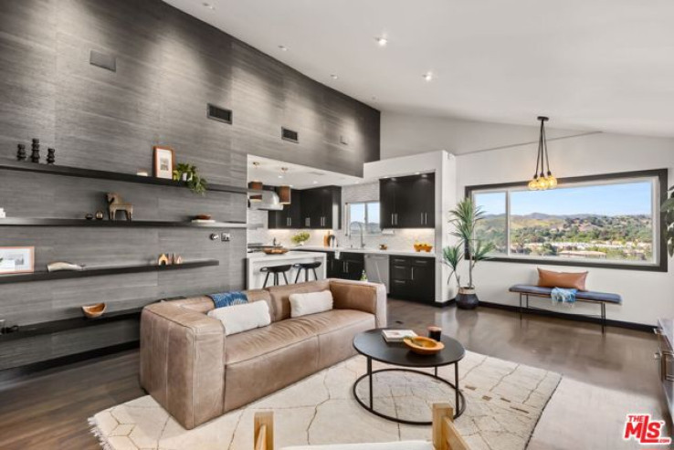 4 Bed Home for Sale in Agoura Hills, California