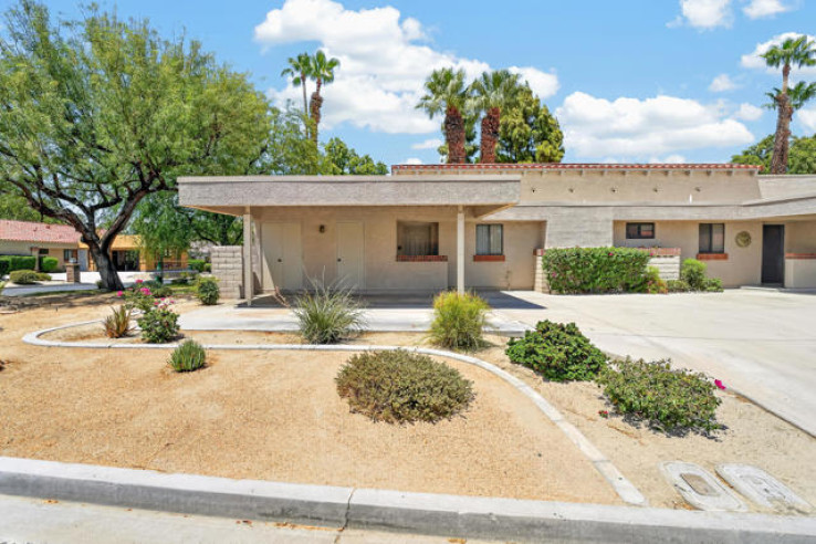 2 Bed Home for Sale in Palm Desert, California
