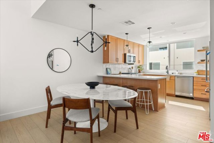 3 Bed Home for Sale in Los Angeles, California