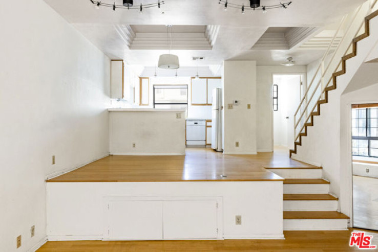 2 Bed Home for Sale in Los Angeles, California