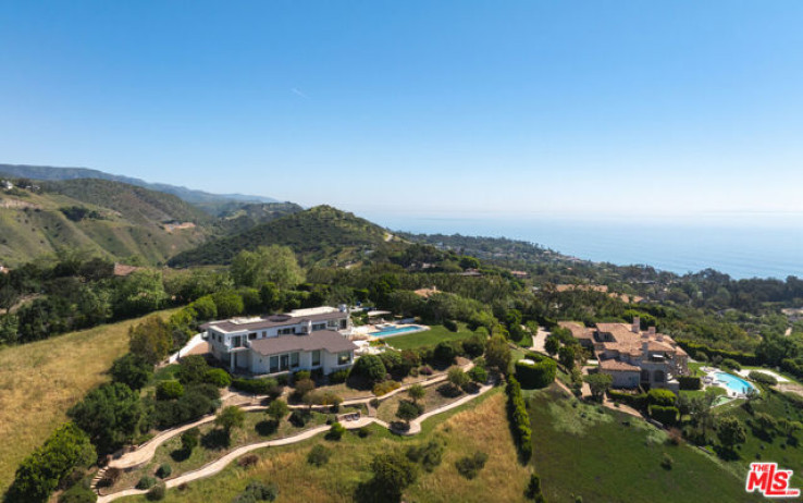 Residential Home in Malibu