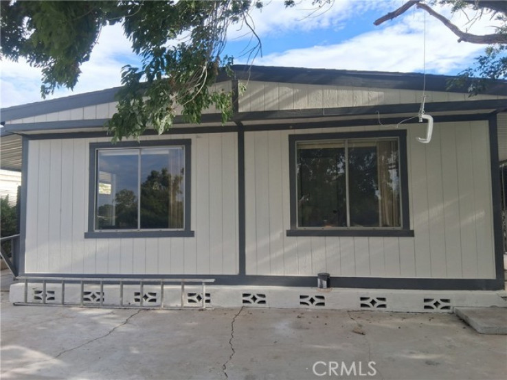Residential Home in Apple Valley