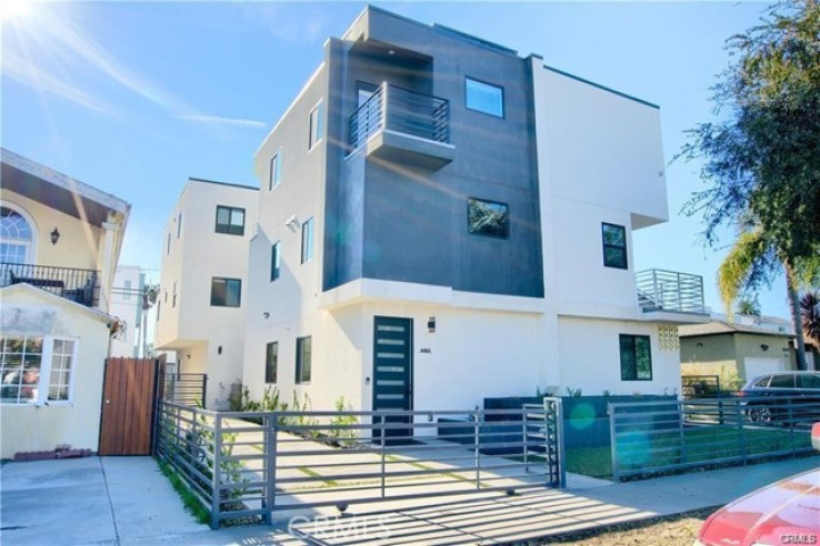  Income Home for Sale in Culver City, California