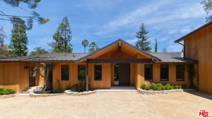 Residential Home in Encino